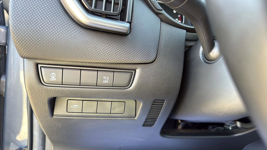 Used 2024 MAZDA CX-50 AWD 2.5 S w/ Premium Package image 19