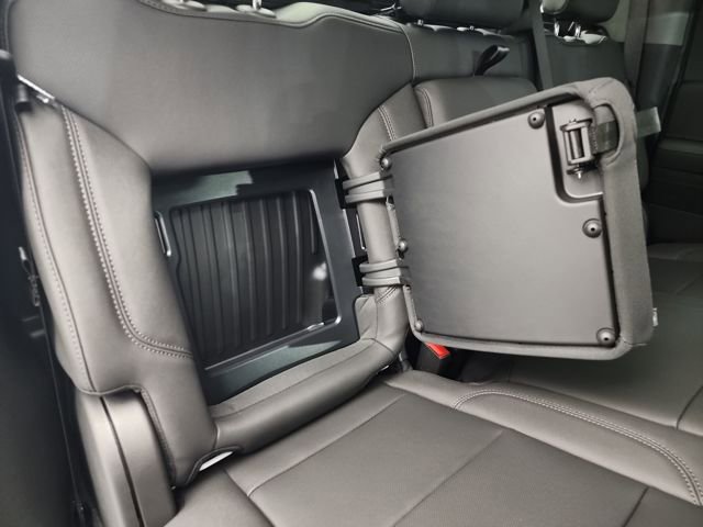 New 2026 GMC Sierra 2500 SLT w/ SLT Convenience Package image 33