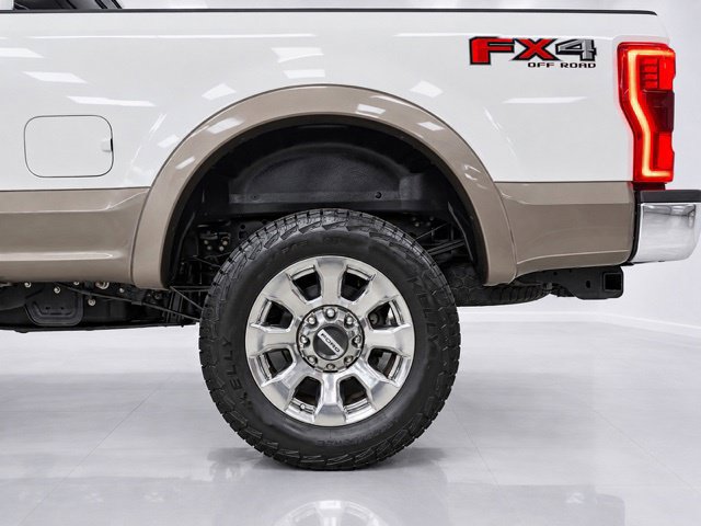 Used 2019 Ford F250 Lariat w/ Lariat Ultimate Package AWD/4WD image 16