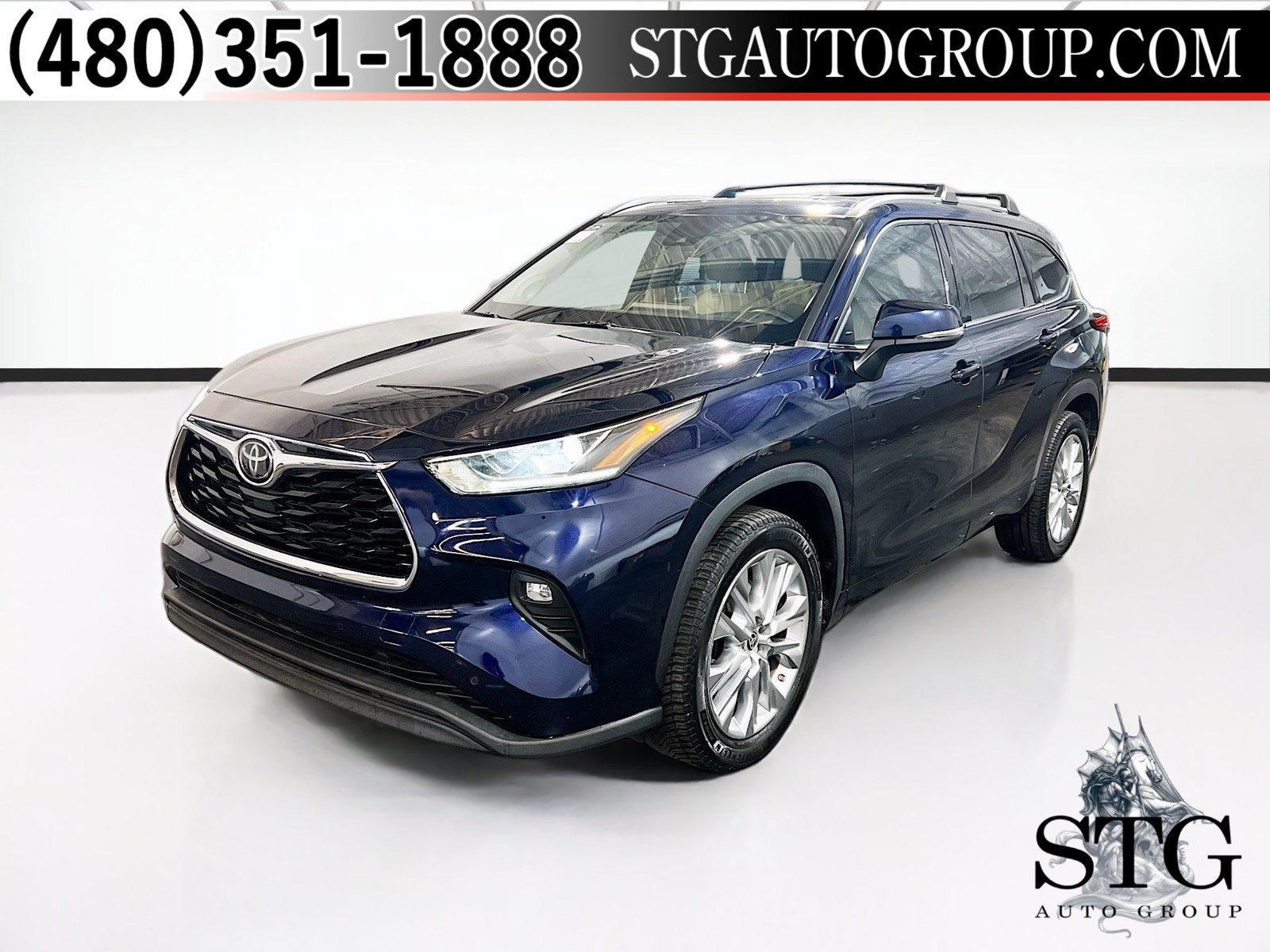 Used 2021 Toyota Highlander Limited FWD image 1