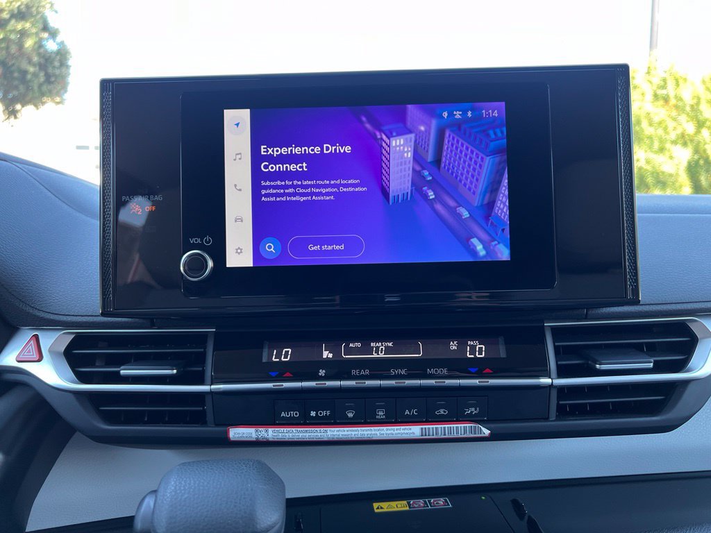 Certified 2026 Toyota Sienna LE AWD/4WD image 29