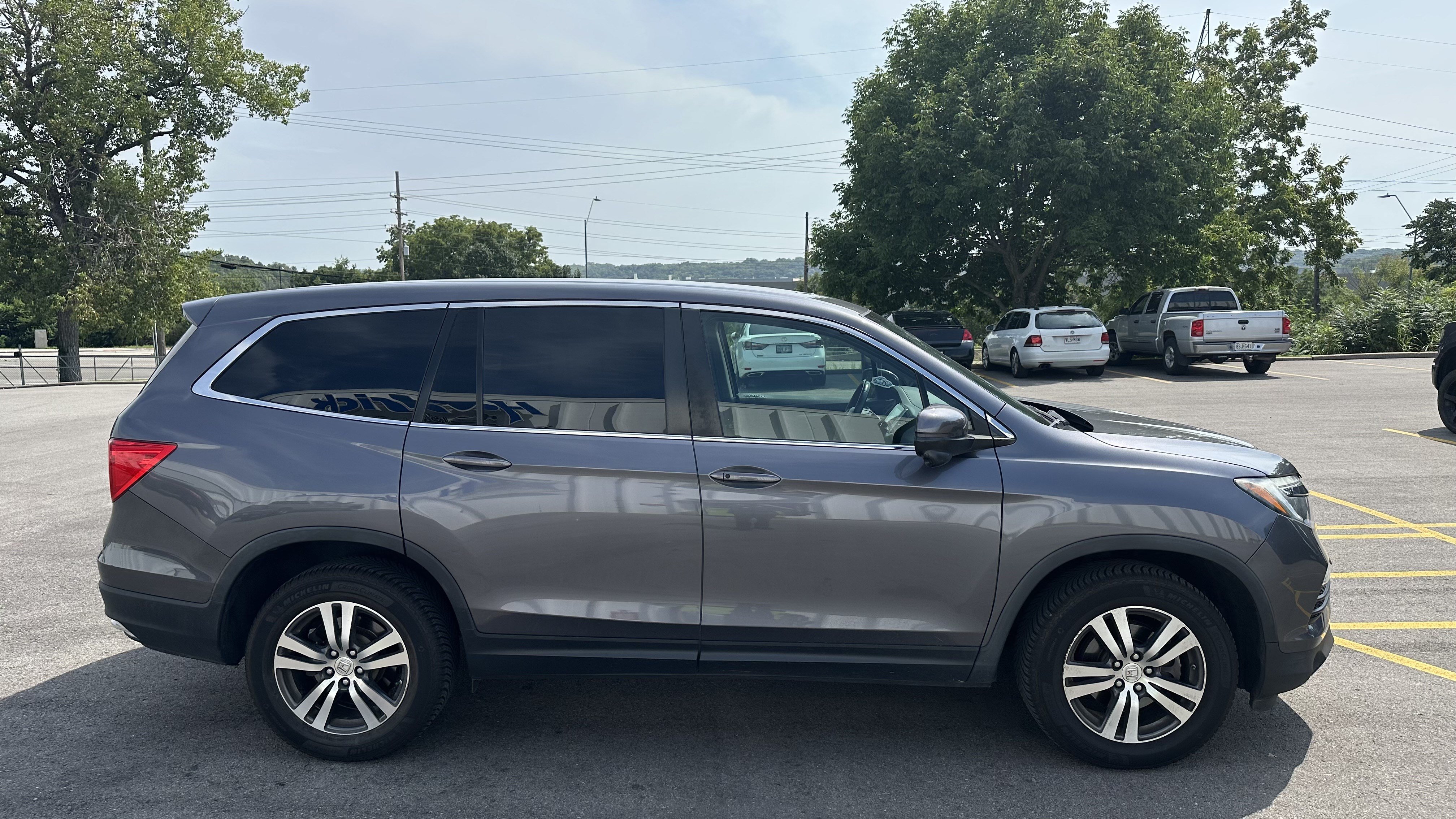 Used 2018 Honda Pilot EX-L image 11