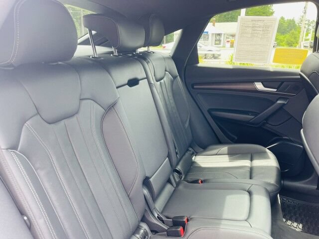 Used 2023 Audi Q5 2.0T Premium w/ Convenience Package AWD/4WD image 13