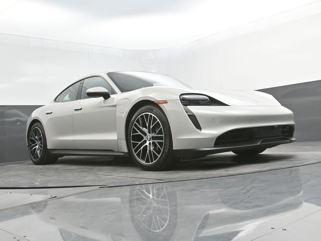 Certified 2023 Porsche Taycan image 28
