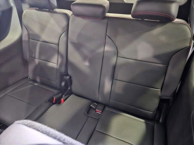 New 2026 Chevrolet Traverse RS image 15