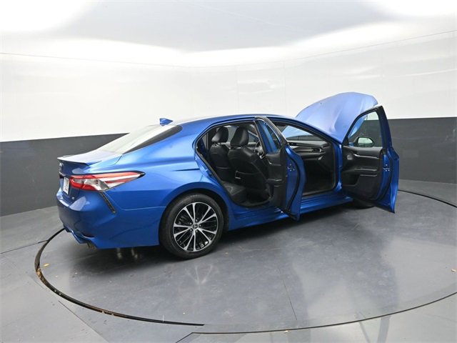 Used 2020 Toyota Camry SE image 31