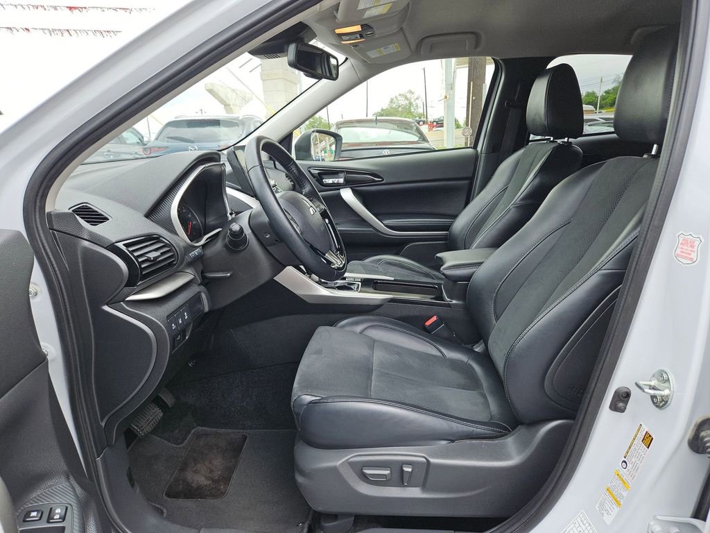 Used 2025 Mitsubishi Eclipse Cross SE AWD/4WD image 11