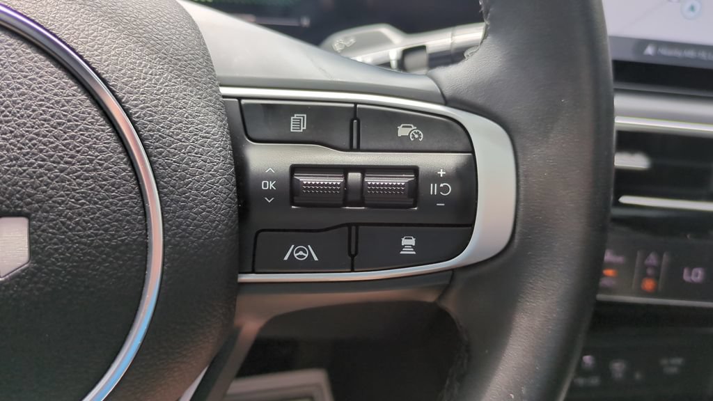 Used 2025 Kia K5 GT-Line w/ GT-Line Premium Package FWD image 23