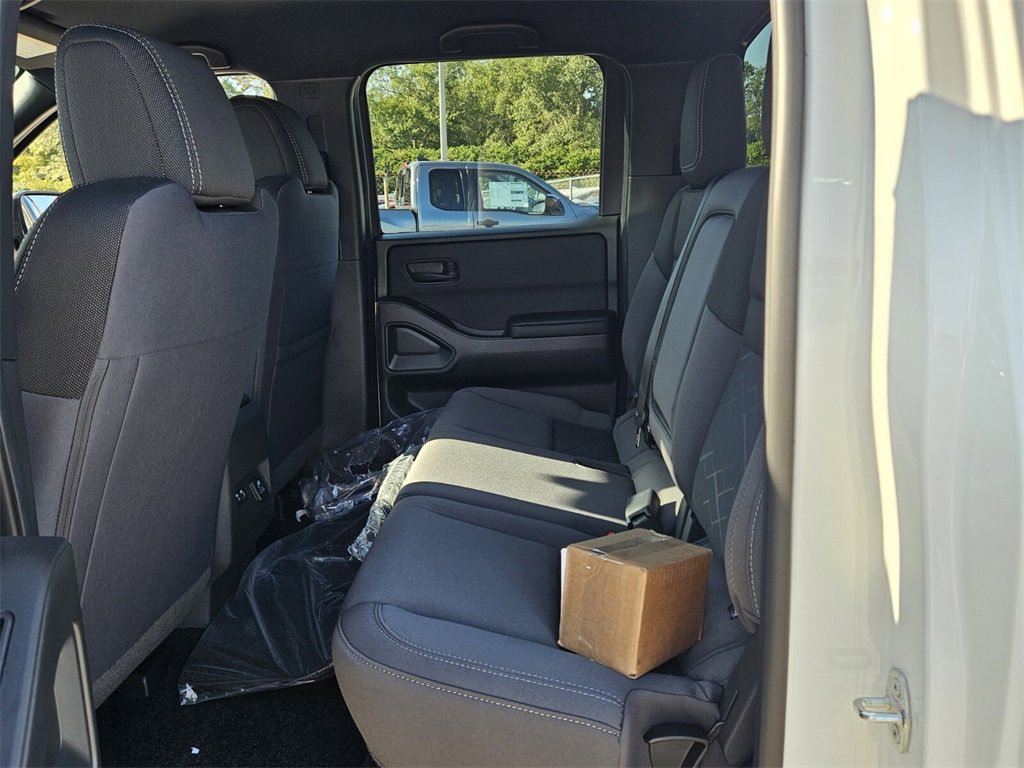 New 2026 Nissan Frontier SV image 4