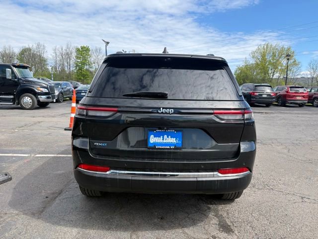 Used 2024 Jeep Grand Cherokee Limited 4xe w/ Luxury Tech Group II AWD/4WD image 4