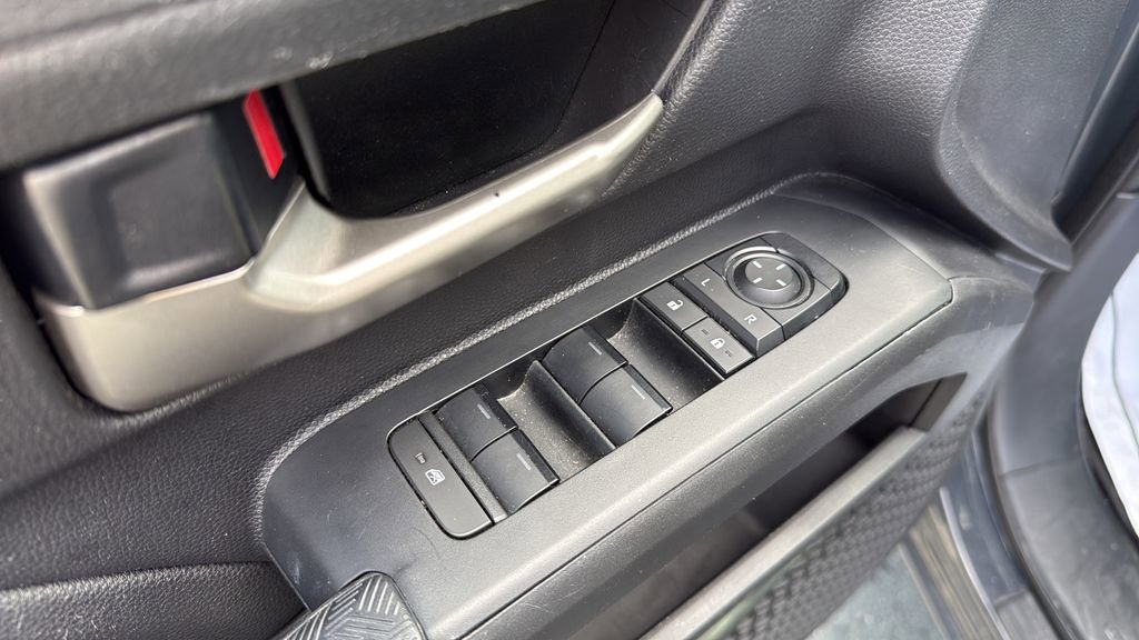 Used 2024 Toyota Tacoma TRD Off-Road AWD/4WD image 26