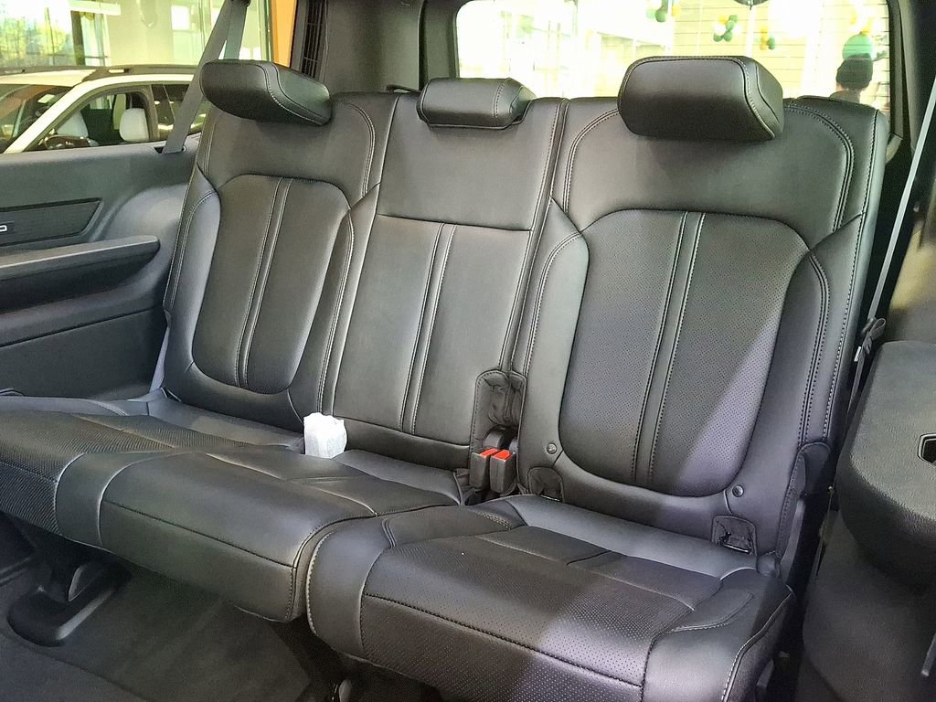 New 2026 Jeep Grand Wagoneer L Limited w/ Premium Group II image 7