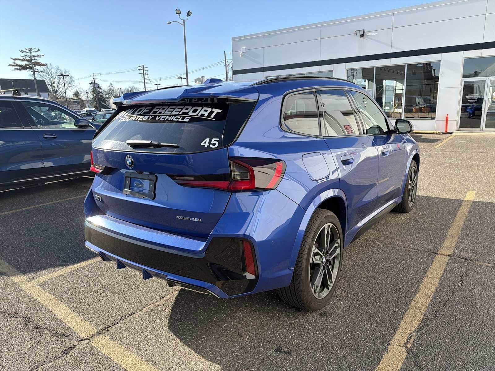 Used 2025 BMW X1 xDrive28i w/ Technology Package image 6