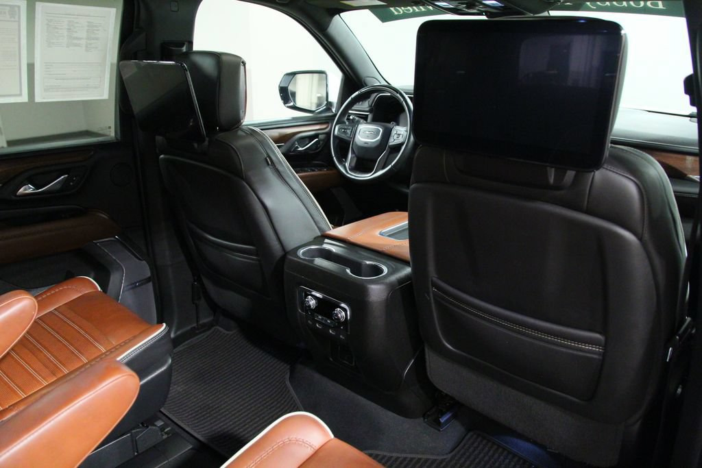 Used 2023 GMC Yukon XL Denali Ultimate AWD/4WD image 22