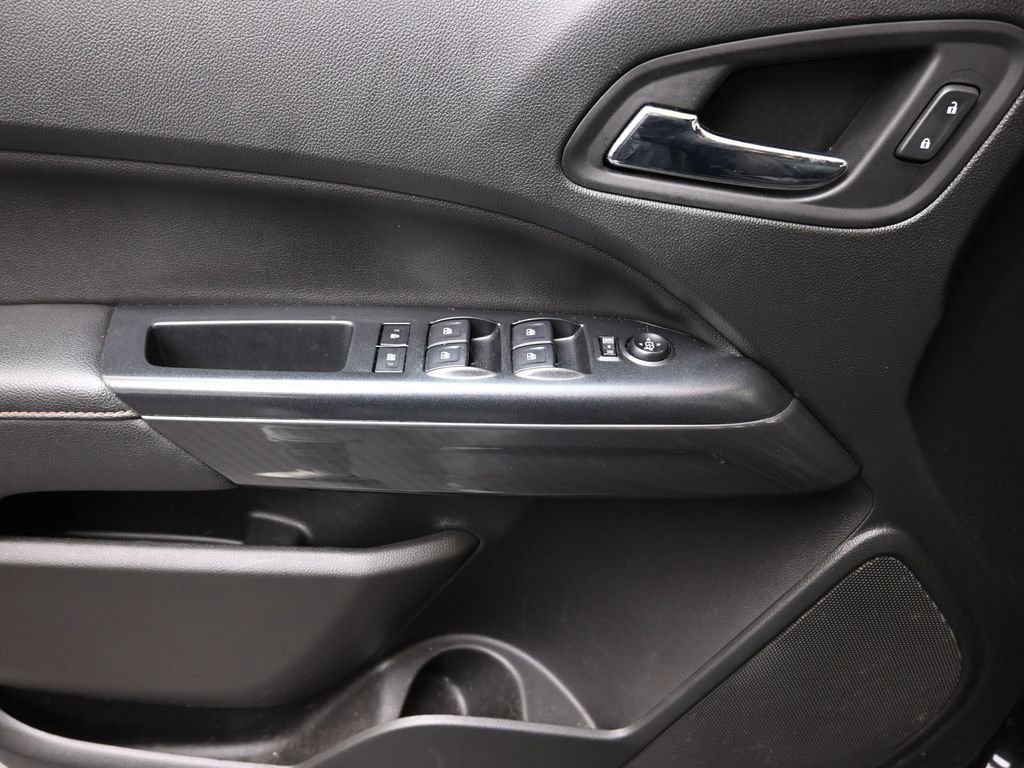 Used 2021 GMC Canyon AT4 image 20