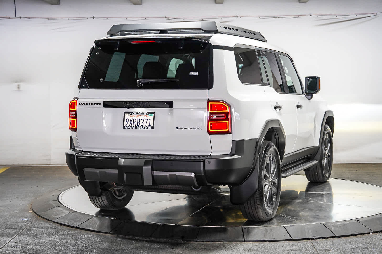 Used 2026 Toyota Land Cruiser w/ Premium Package AWD/4WD image 4
