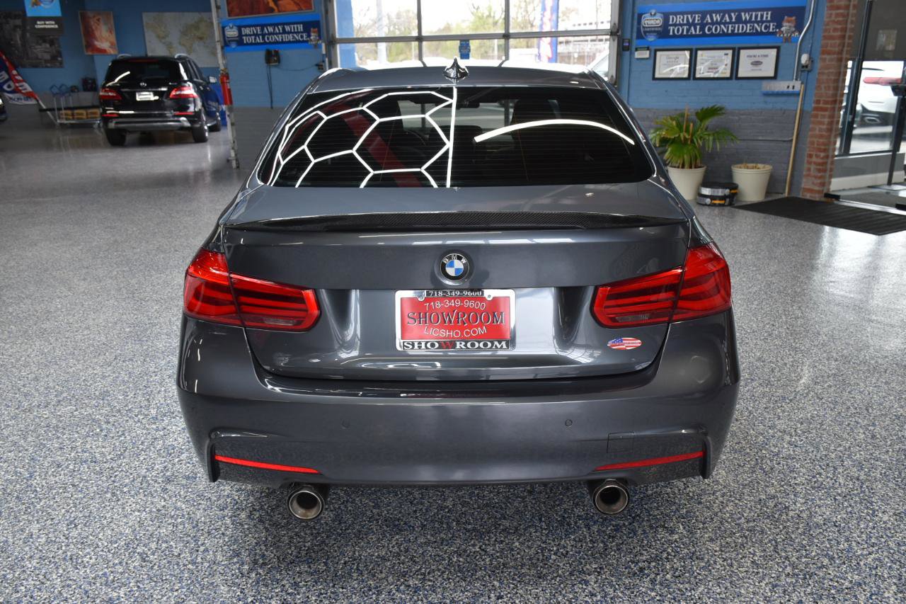 Used 2018 BMW 340i xDrive Sedan w/ Premium Package AWD/4WD image 4