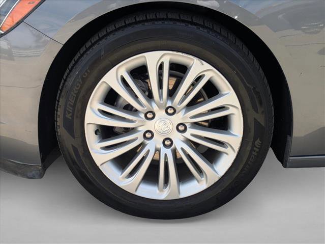 Used 2018 Buick LaCrosse Premium w/ Sun and Shade Package image 23