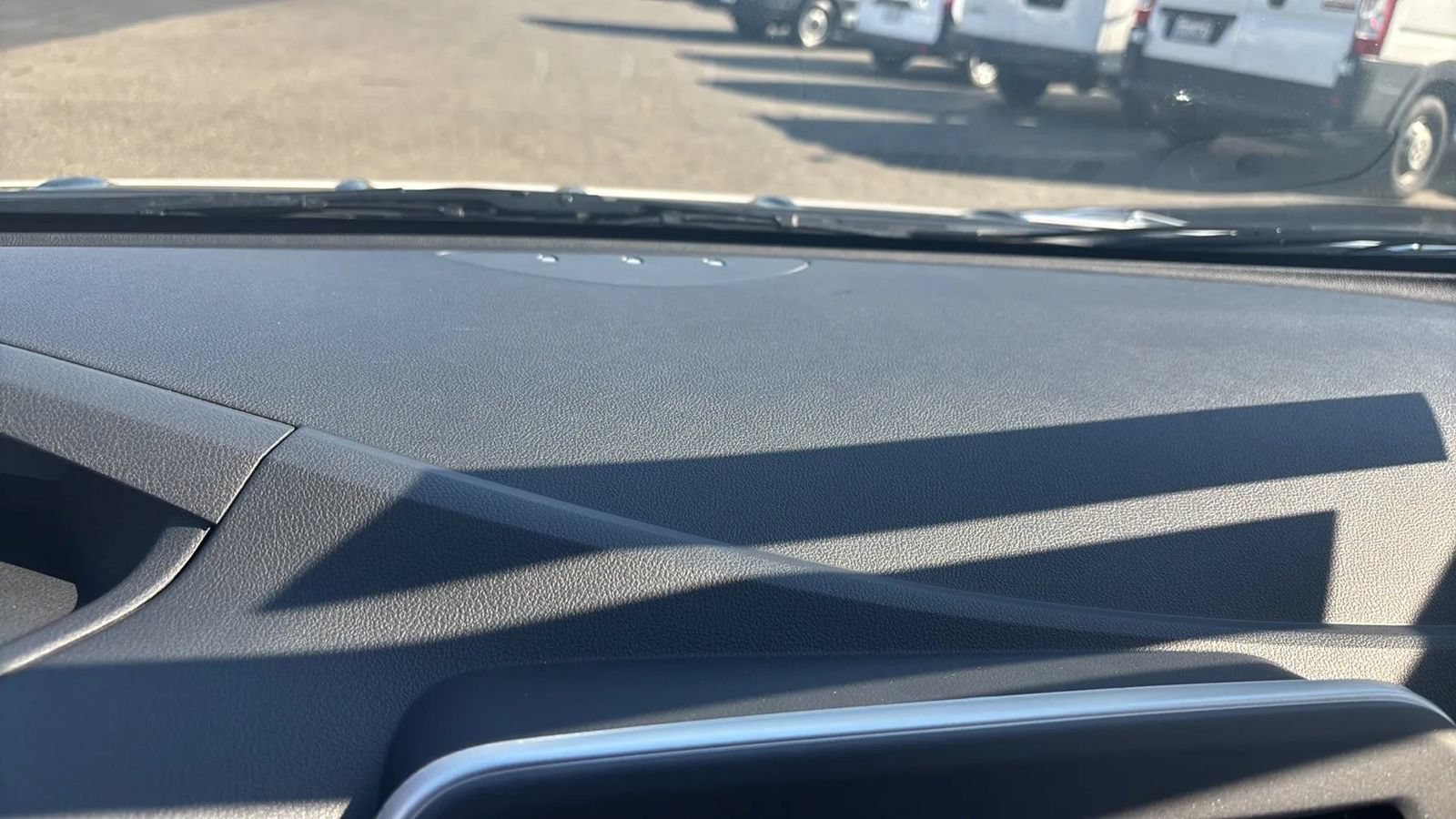 Used 2015 Nissan Leaf S FWD image 35
