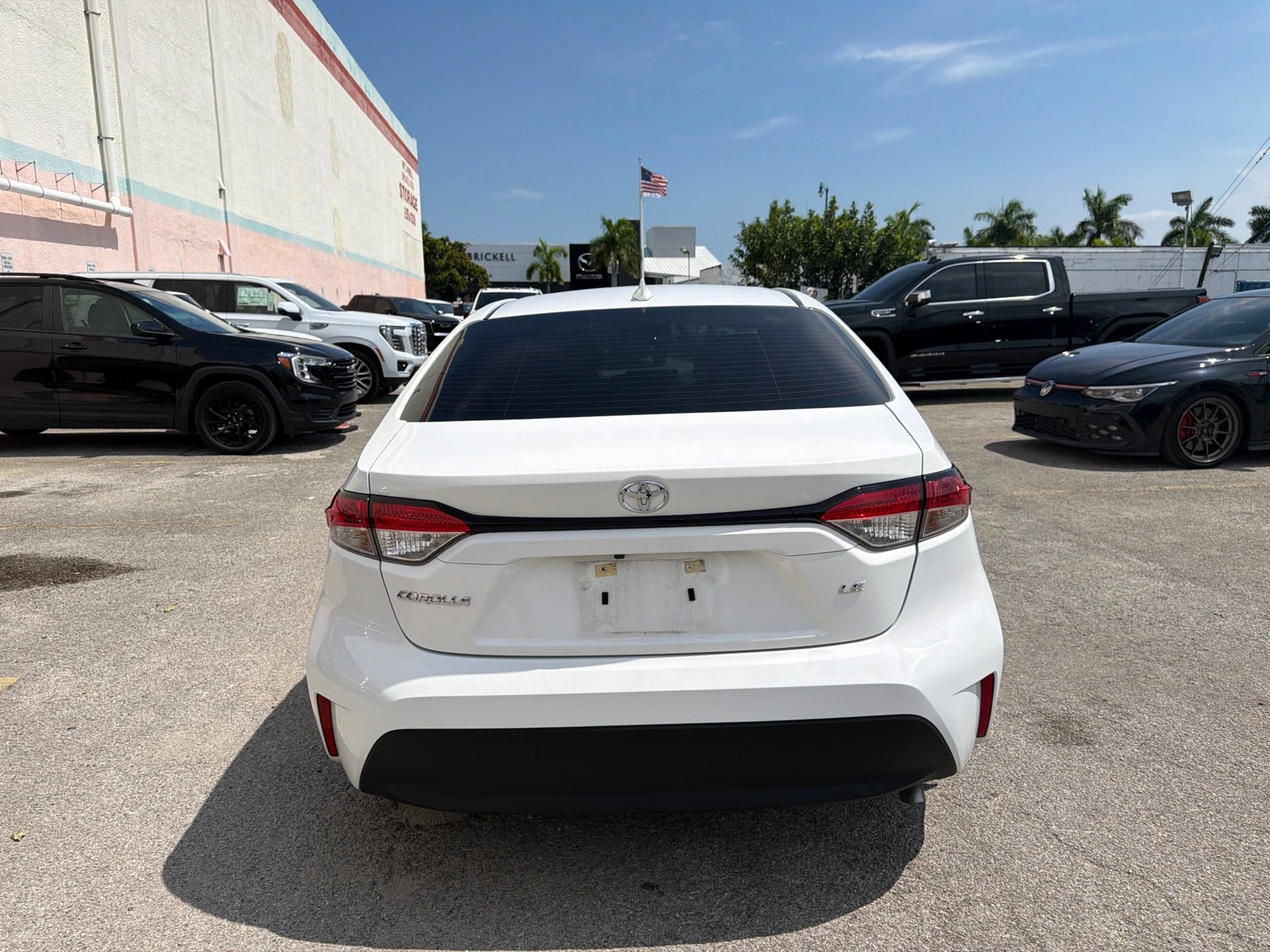 Used 2025 Toyota Corolla LE FWD image 10