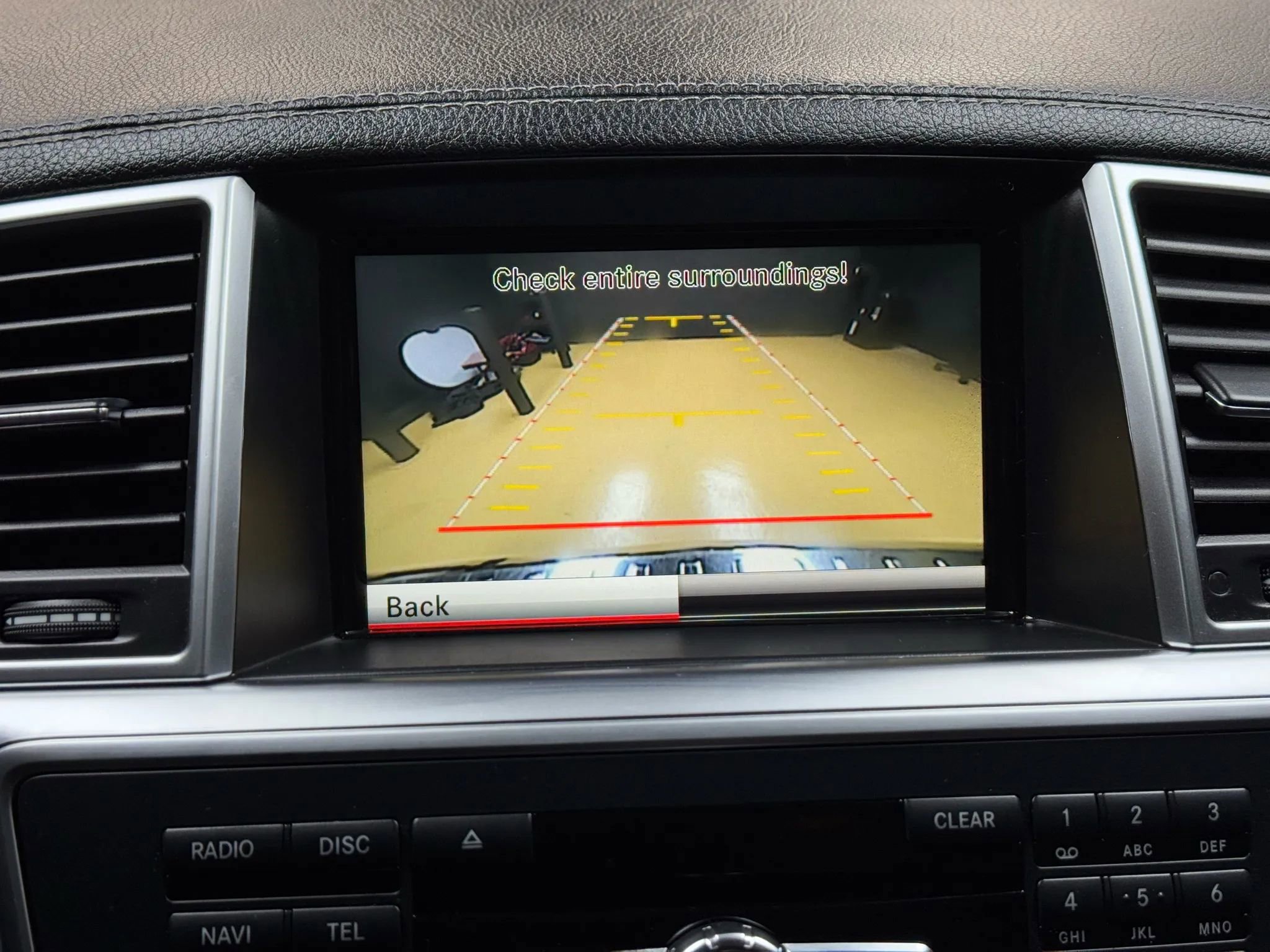 Used 2016 Mercedes-Benz GL 450 4MATIC w/ Premium I Package image 42