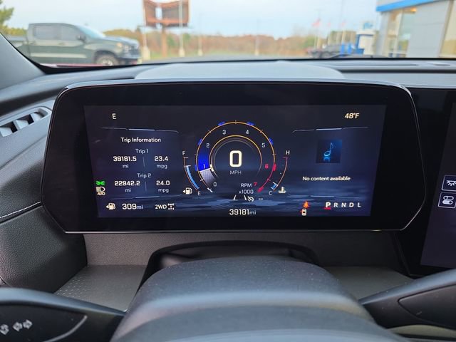 Used 2025 Chevrolet Traverse LT image 15