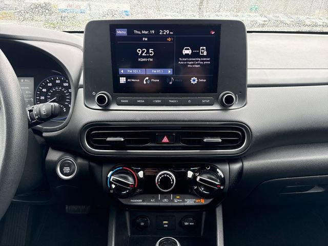 Used 2022 Hyundai Kona SEL image 27