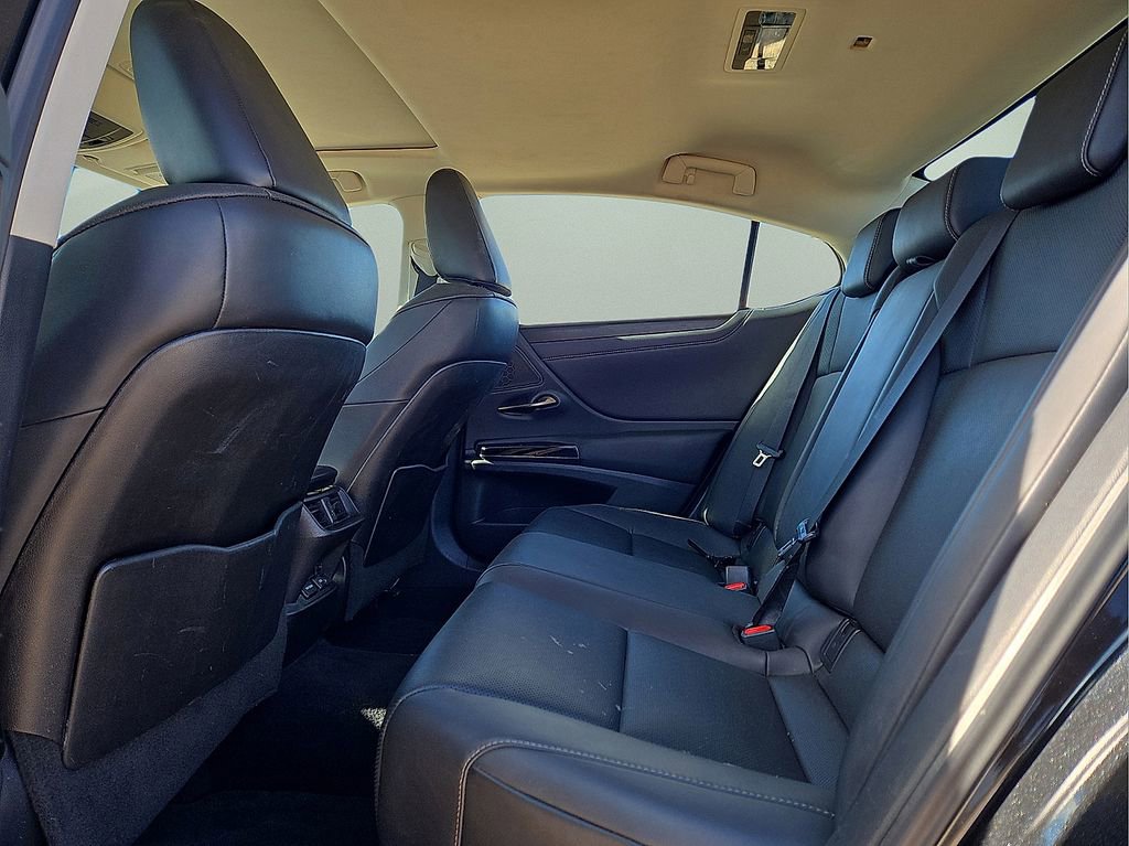 Used 2022 Lexus ES 350 w/ Premium Package image 14