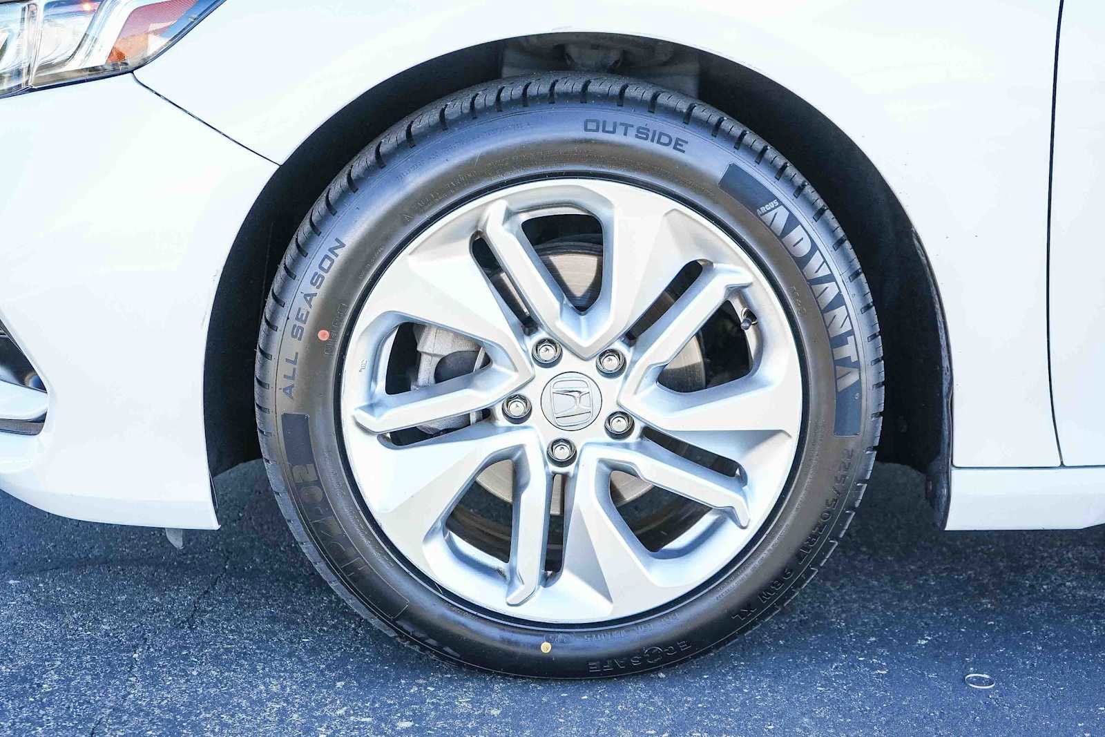 Certified 2020 Honda Accord LX image 12