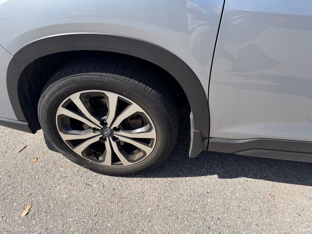 Used 2023 Subaru Forester Limited AWD/4WD image 10