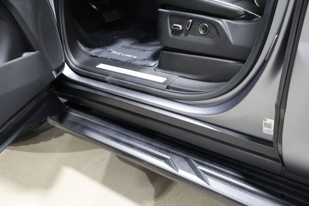 Used 2023 Cadillac Escalade Premium Luxury image 42