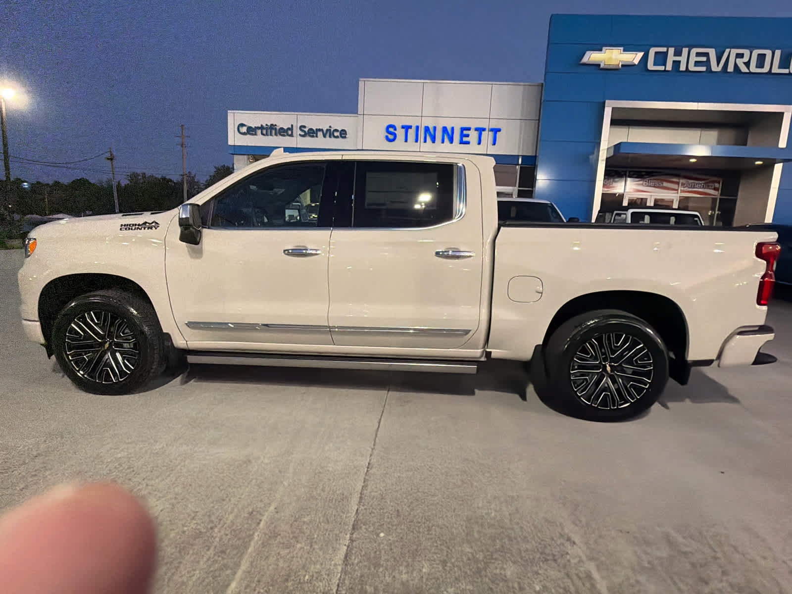 New 2026 Chevrolet Silverado 1500 High Country AWD/4WD image 9