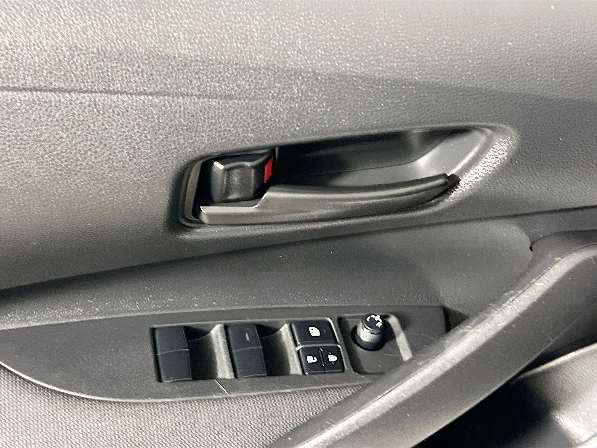 Used 2024 Toyota Corolla LE FWD image 16