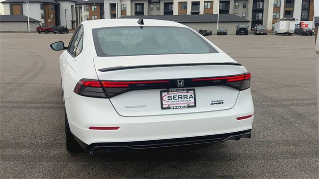Used 2025 Honda Accord Sport image 7