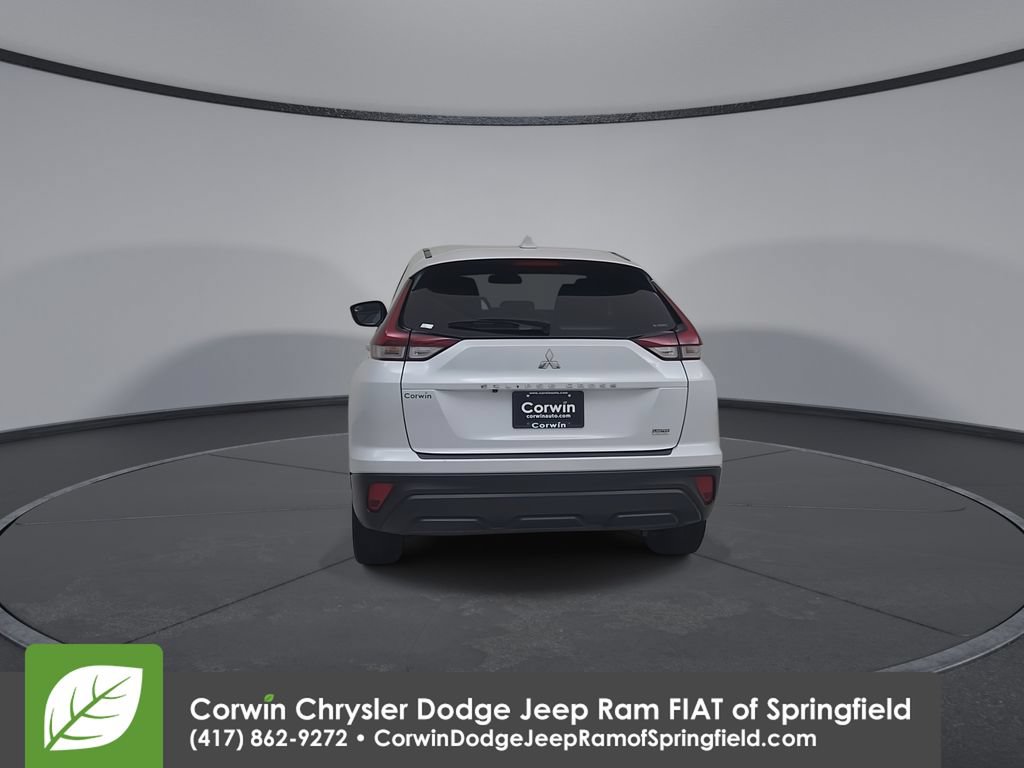Used 2023 Mitsubishi Eclipse Cross LE AWD/4WD image 12
