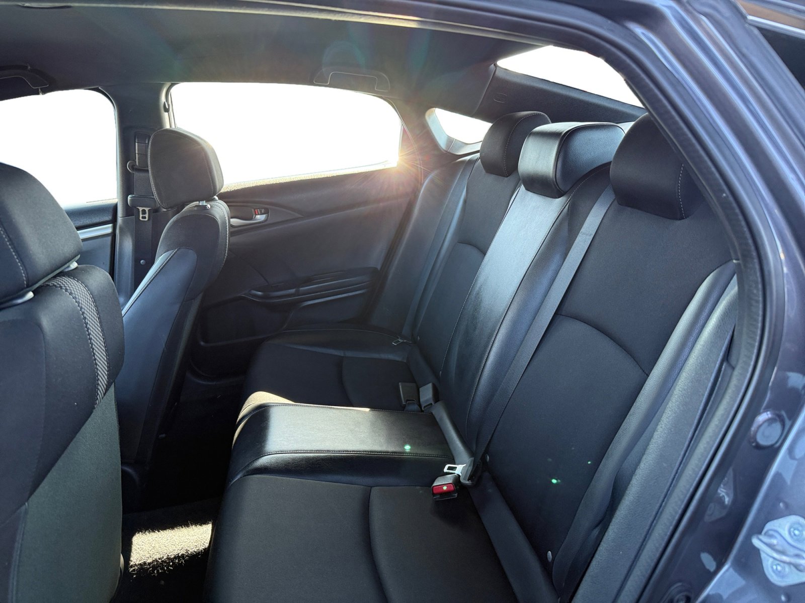 Used 2021 Honda Civic Sport image 11