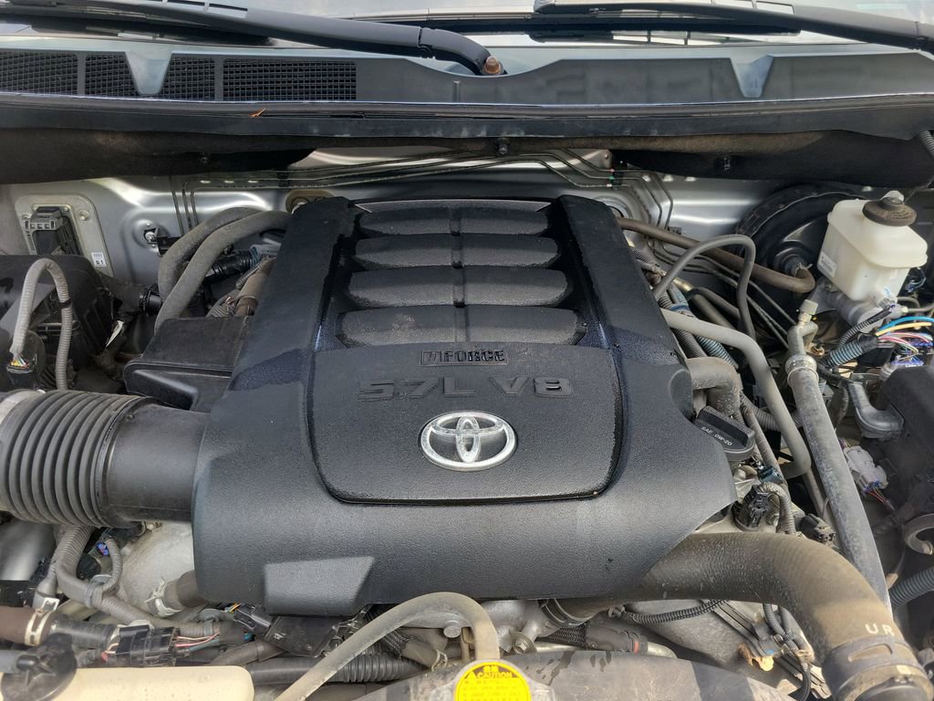 Used 2016 Toyota Tundra SR5 w/ SR5 Upgrade Package RWD image 34