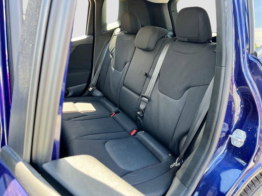 Certified 2016 Jeep Renegade Latitude image 22
