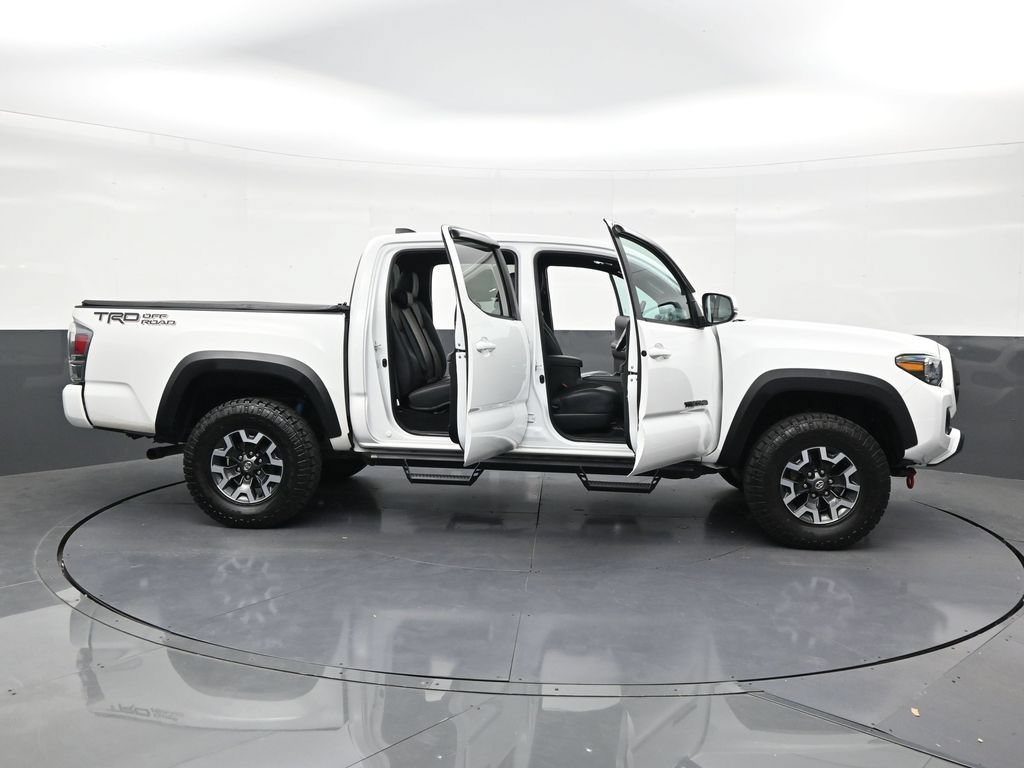 Used 2023 Toyota Tacoma TRD Off-Road w/ TRD Premium Off Road Package RWD image 30