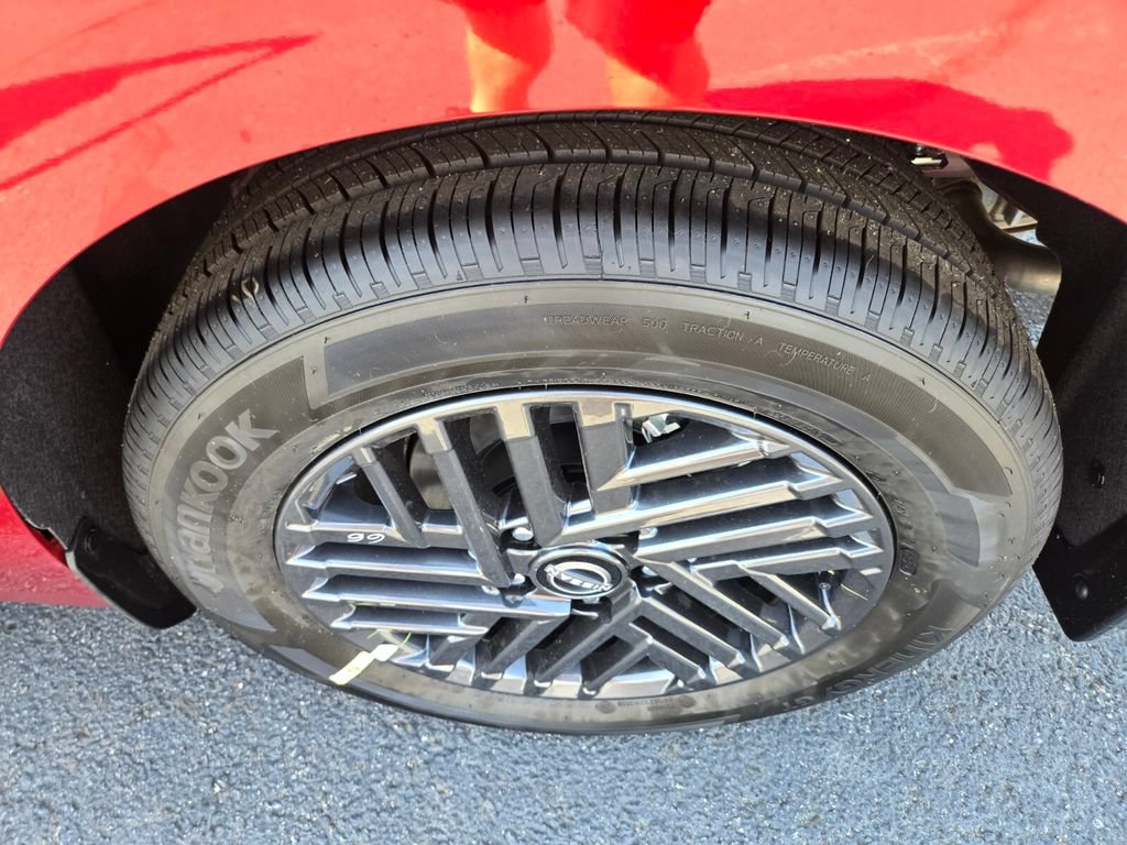 New 2027 Nissan Sentra SV w/ Floor Mat Package FWD image 7