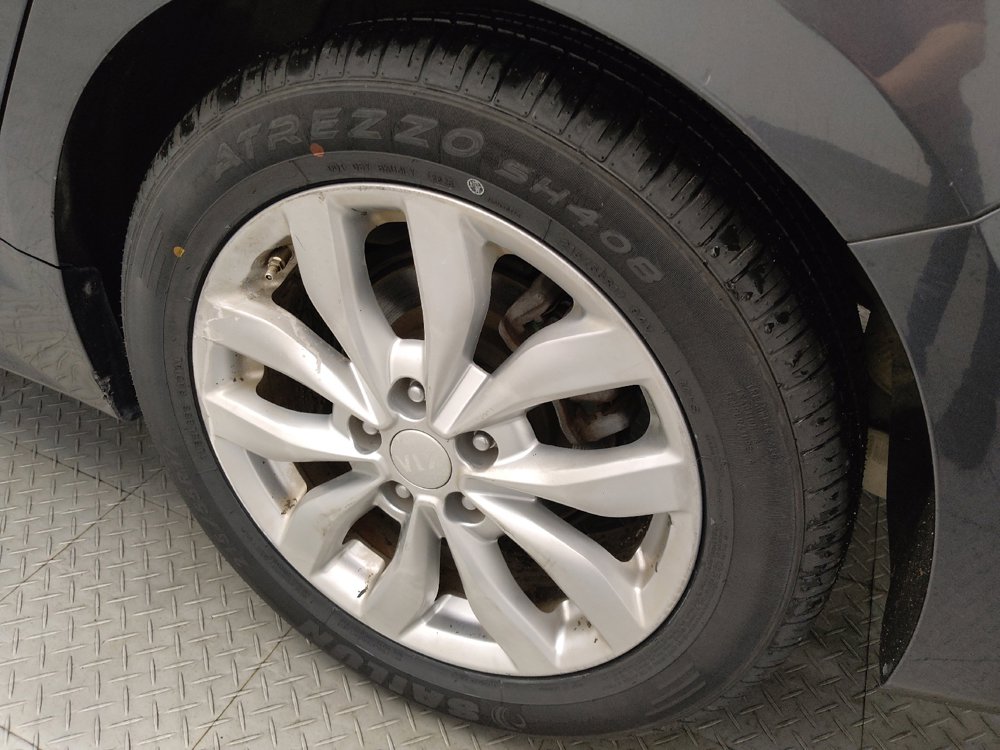 Used 2015 Kia Optima LX FWD image 31