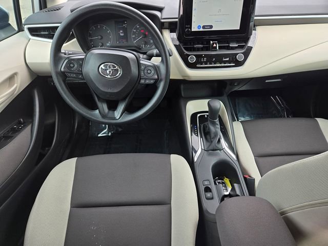 Used 2025 Toyota Corolla LE image 8