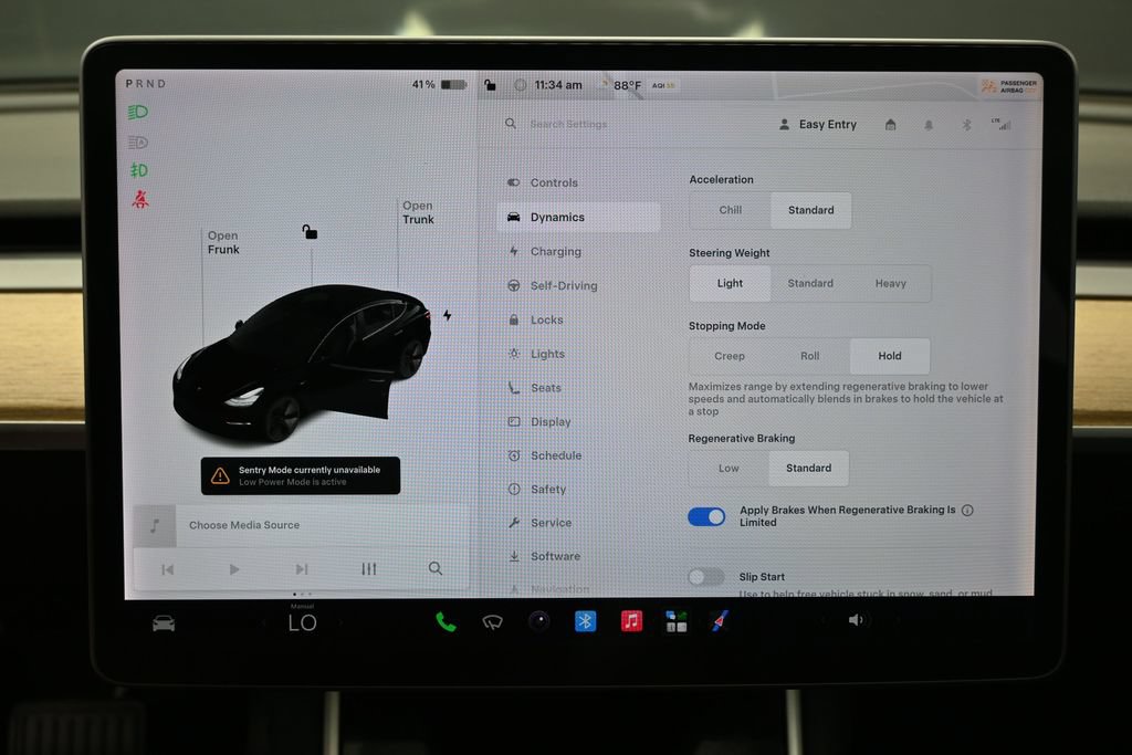 Used 2018 Tesla Model 3 Mid Range RWD image 19
