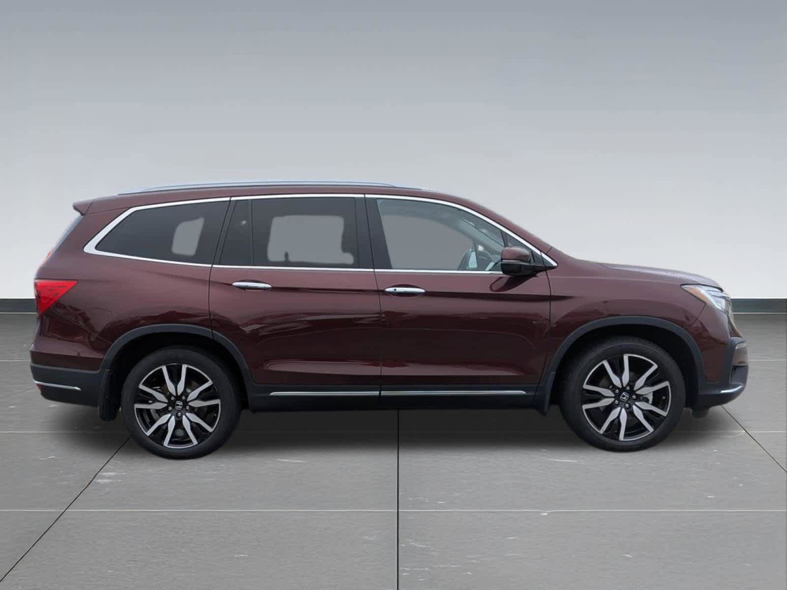 Certified 2019 Honda Pilot Touring image 9