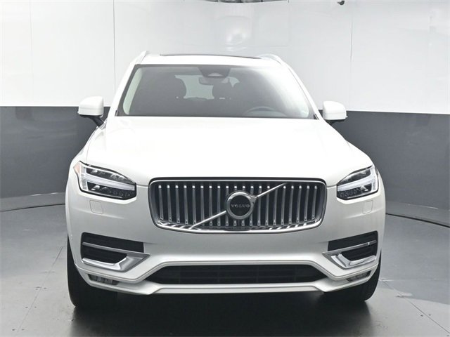 Used 2023 Volvo XC90 B6 Plus w/ Protection Package image 3