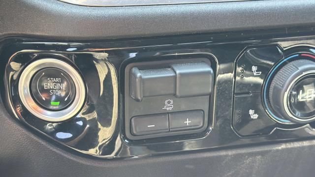 Certified 2024 Chevrolet Silverado 1500 RST w/ Convenience Package II AWD/4WD image 14