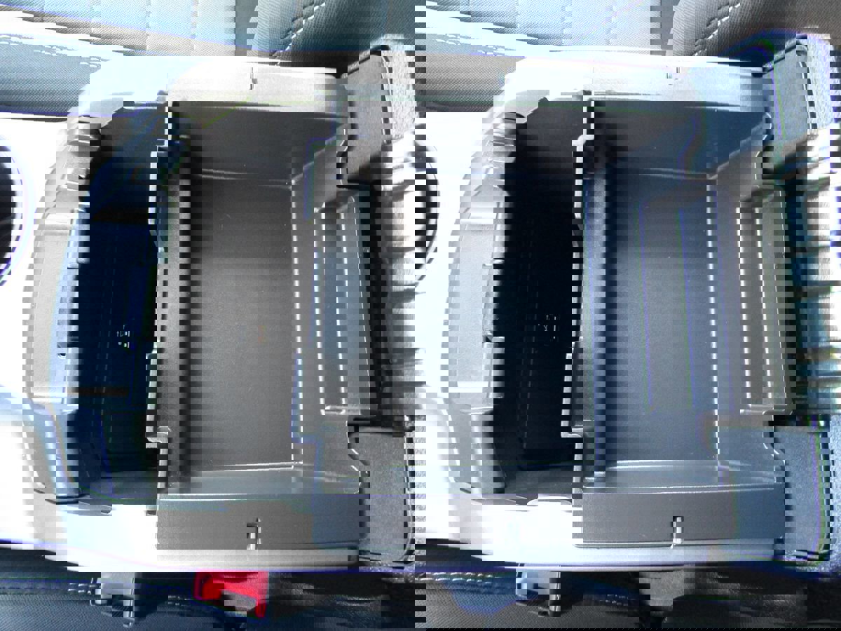 Used 2016 Ford C-MAX SE image 20