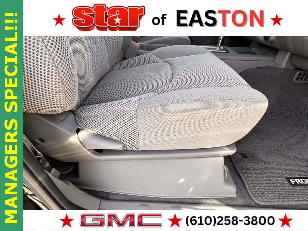 Used 2019 Nissan Frontier SV image 11