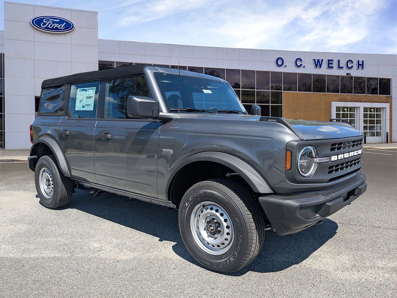 New 2025 Ford Bronco 4-Door