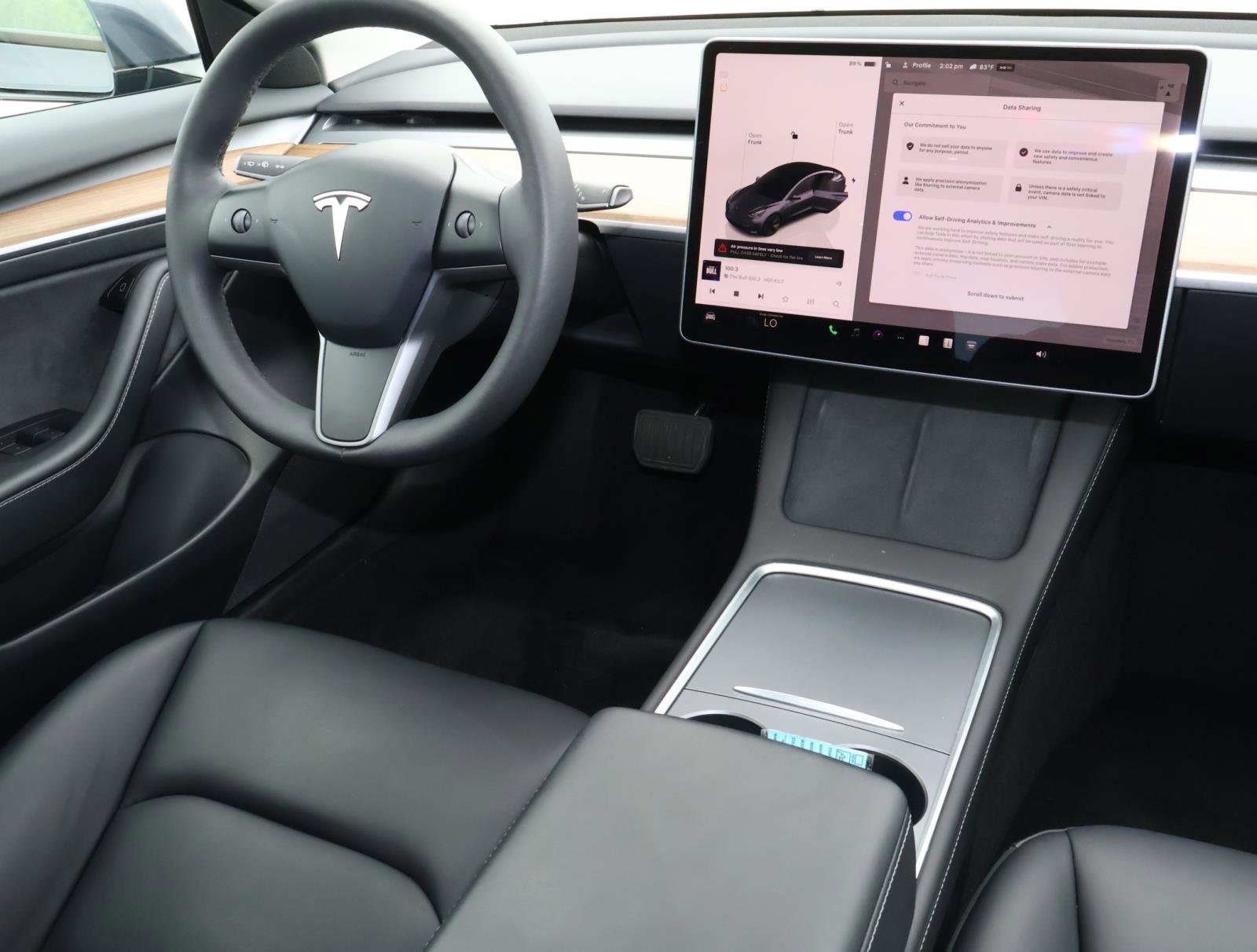 Used 2023 Tesla Model 3 Standard Range RWD image 9